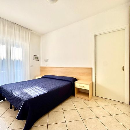 Rialto Apartment Lignano Sabbiadoro Bagian luar foto
