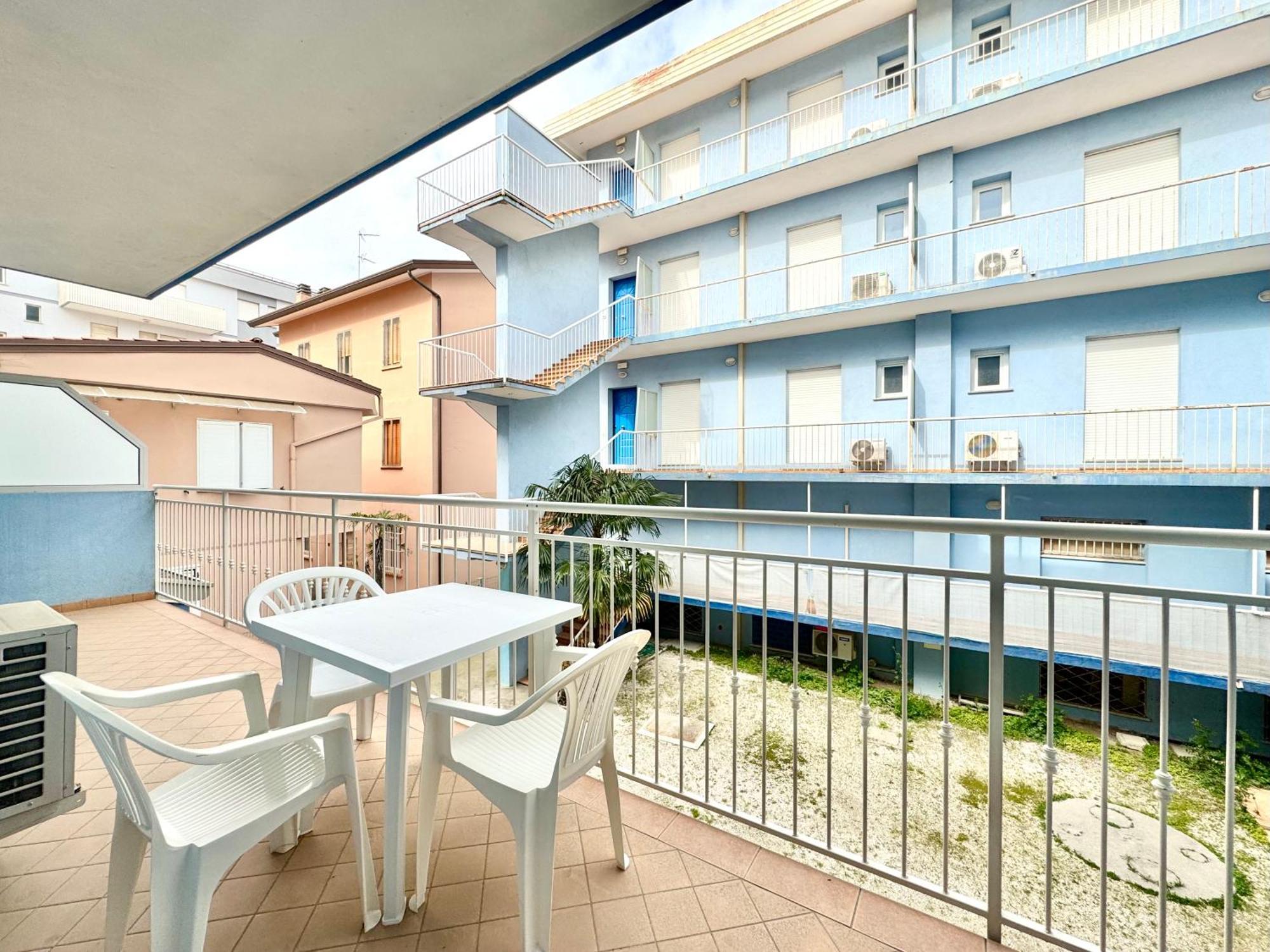 Rialto Apartment Lignano Sabbiadoro Bagian luar foto