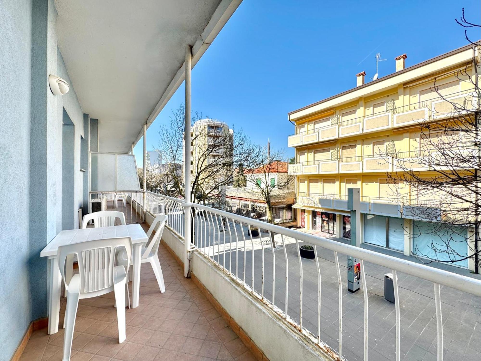 Rialto Apartment Lignano Sabbiadoro Bagian luar foto